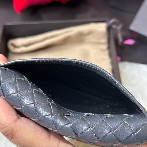 BOTTEGA VENETA Card Holder with Box and Dust Bag - Picture 3 of 12